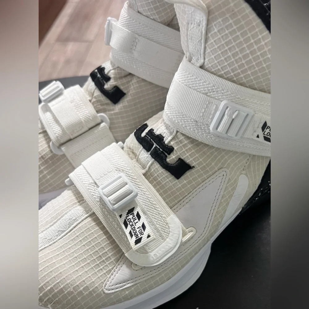 Nike Lebron Soldier XIII 13 SFG TB White Black  CN9809-113 Basketball Sneakers - Picture 6 of 14